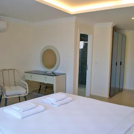Robin Sky Villa